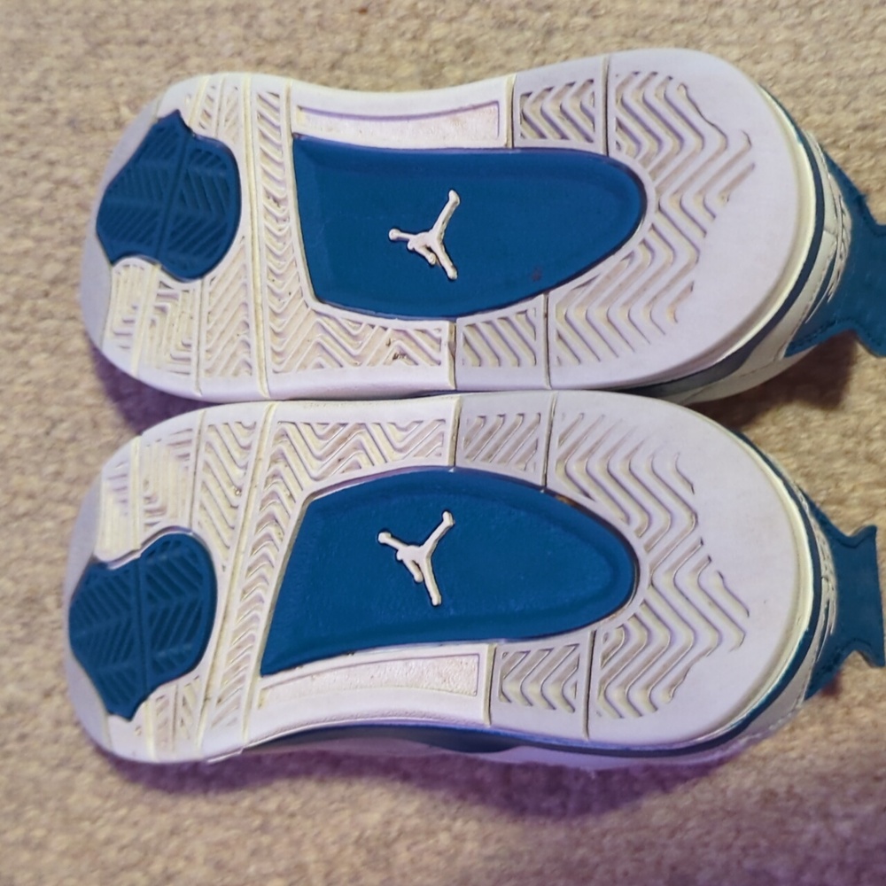 Air Jordan 4 Retro OG TD Sneakers in Off White/Military Blue/Neutral Grey 10C - Picture 8 of 8